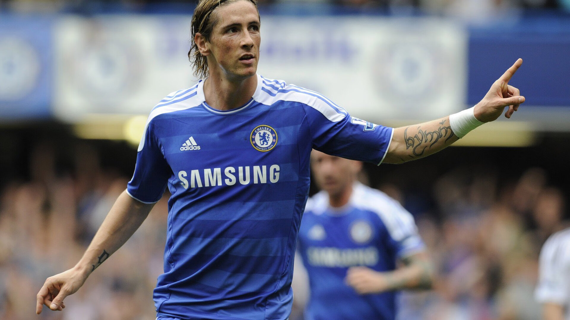 开云体育平台-英超防守策略调整后对抗犯规率的变化趋势分析，英超最佳防守